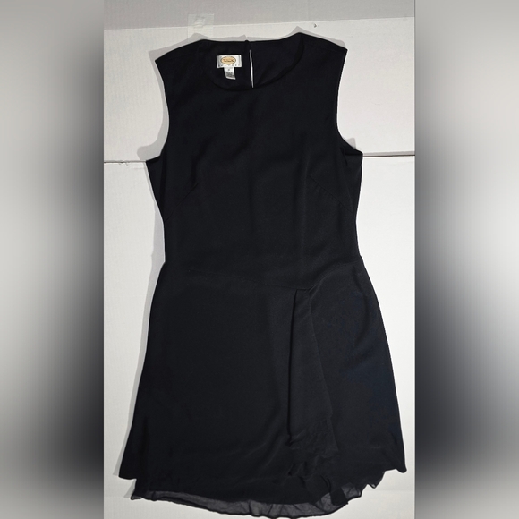 Talbots Dresses & Skirts - Talbots 12 Elegant Black Sleeveless Dress Ruffled Bottom & Crepe Staple Piece